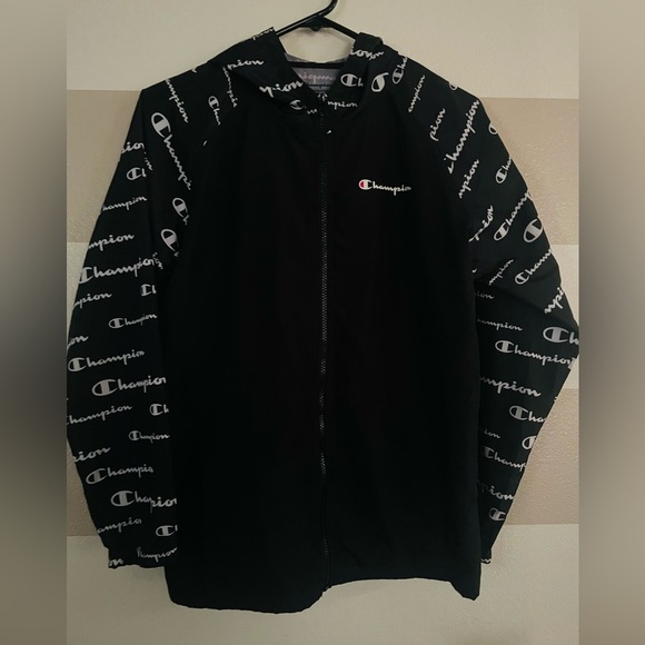 Unisex Champion Black Full-Zip Jacket with Logo Sleeves Rain jacket - Picture 1 of 5